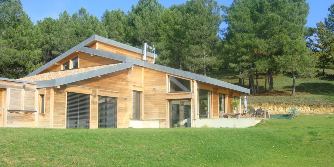 architec-maison-ossature-bois-exterieur-vue-face